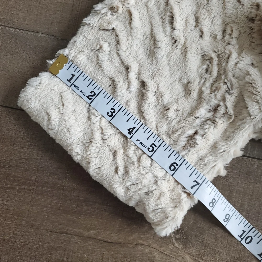 Tourance Faux Fur Soft Cozy Cream Scarf Women's